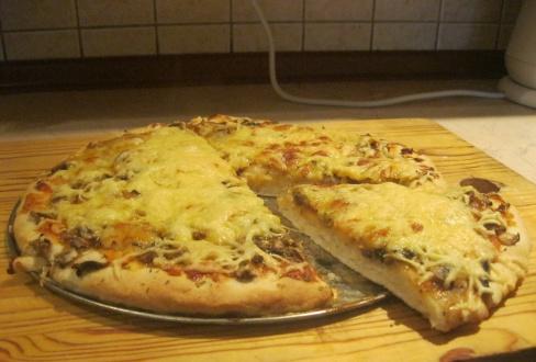 Jak zrobić pizzę w domu